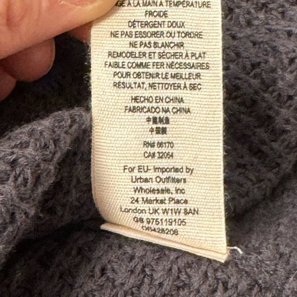 Free People Moonshine Oversize Gray Cold Shoulder Waffle Knit Asymmetrical XS - Picture 11 of 13